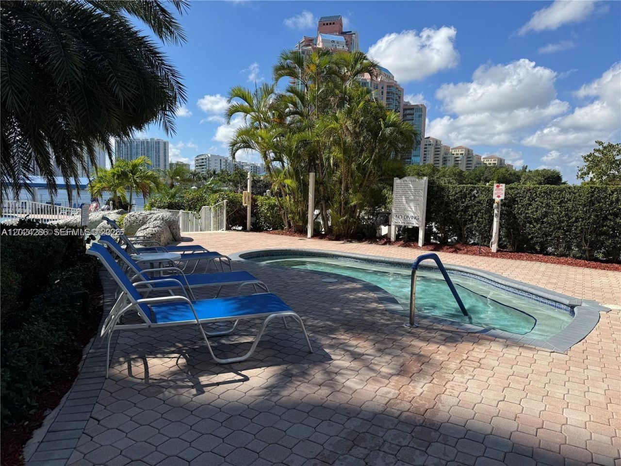 3530 Mystic Pointe Dr , Unit 1907, Aventura, FL 33180 Photo