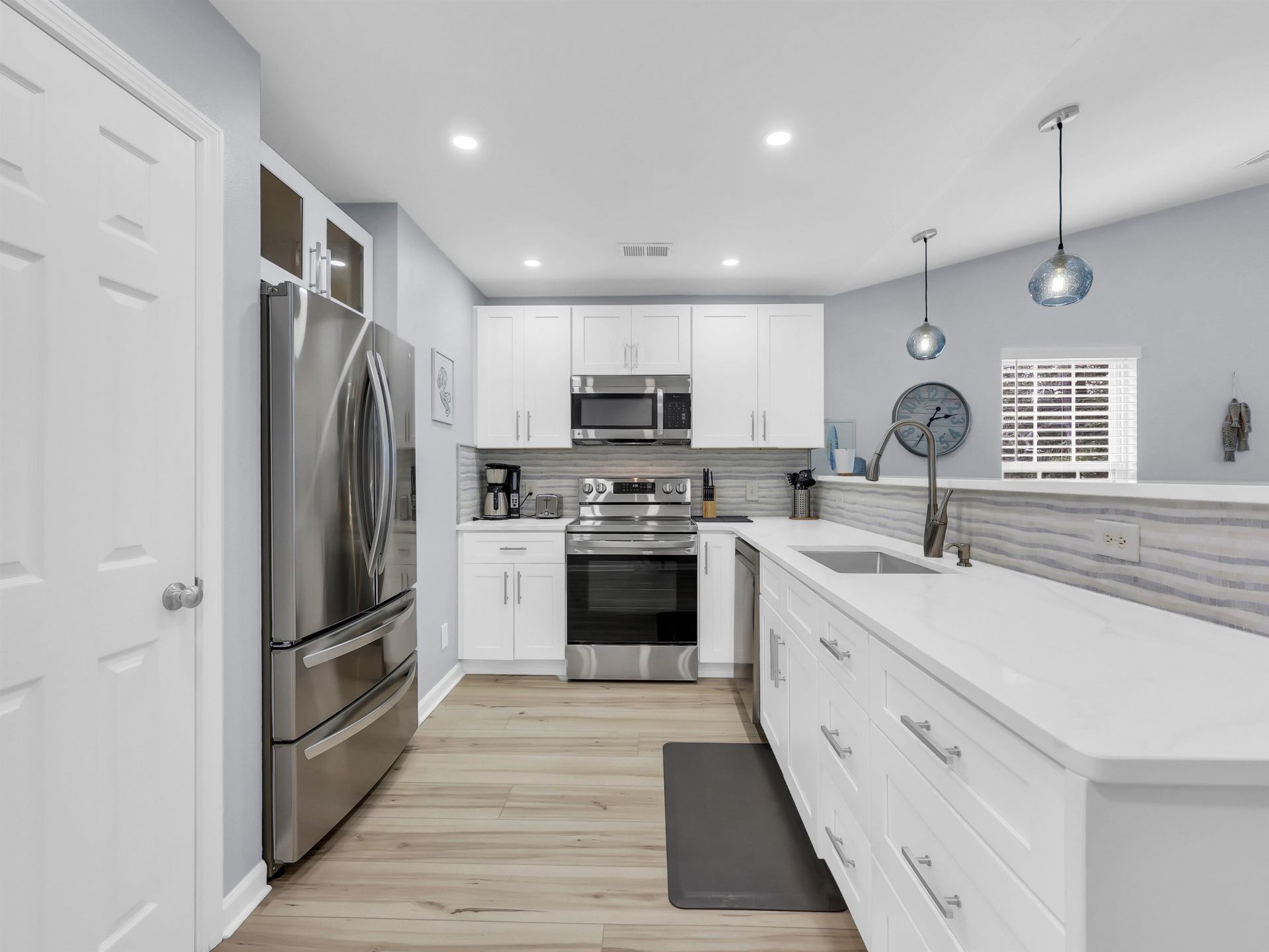 1057 Blue Stem Dr.  Photo 17