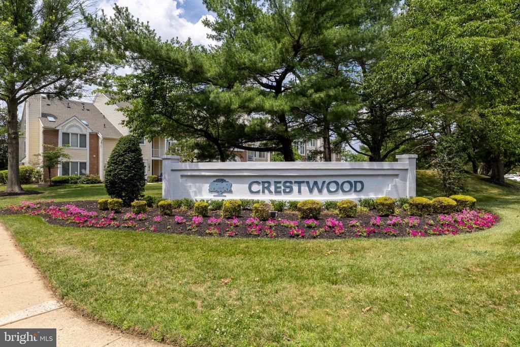 286 JUANITA COURT, LEVITTOWN, PA 19057