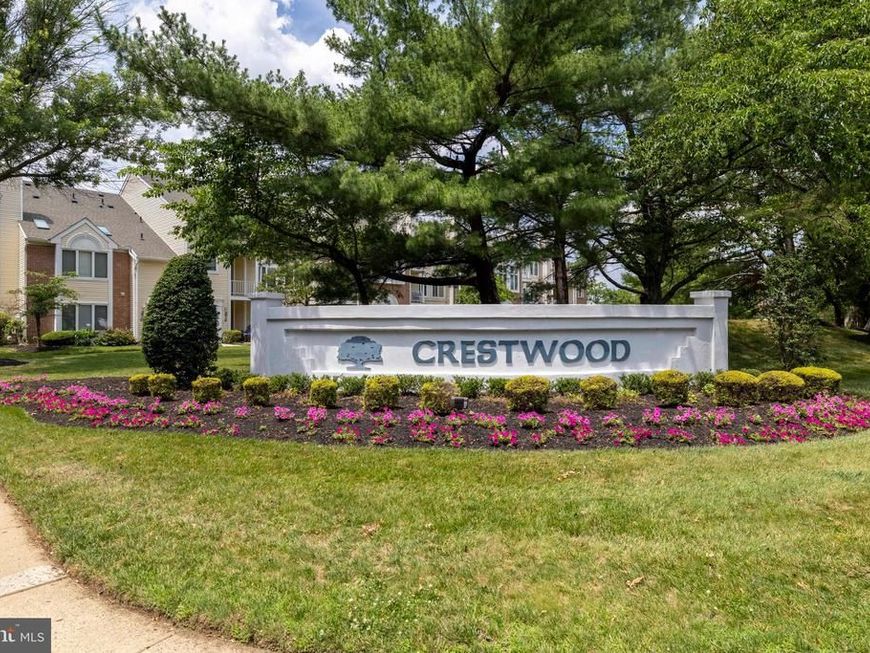 286 Juanita Court, Levittown, PA 19057 Main Photo