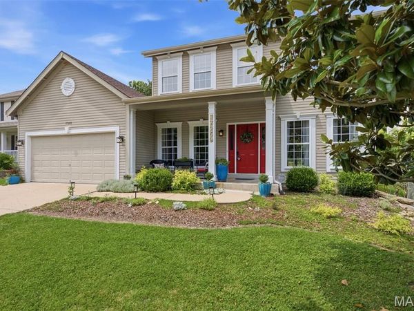 17269 Hilltop Ridge Drive, Eureka, MO 63025