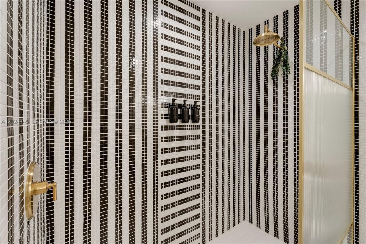 2700 NW 2nd Ave, Unit 309, Miami, FL 33127 Photo