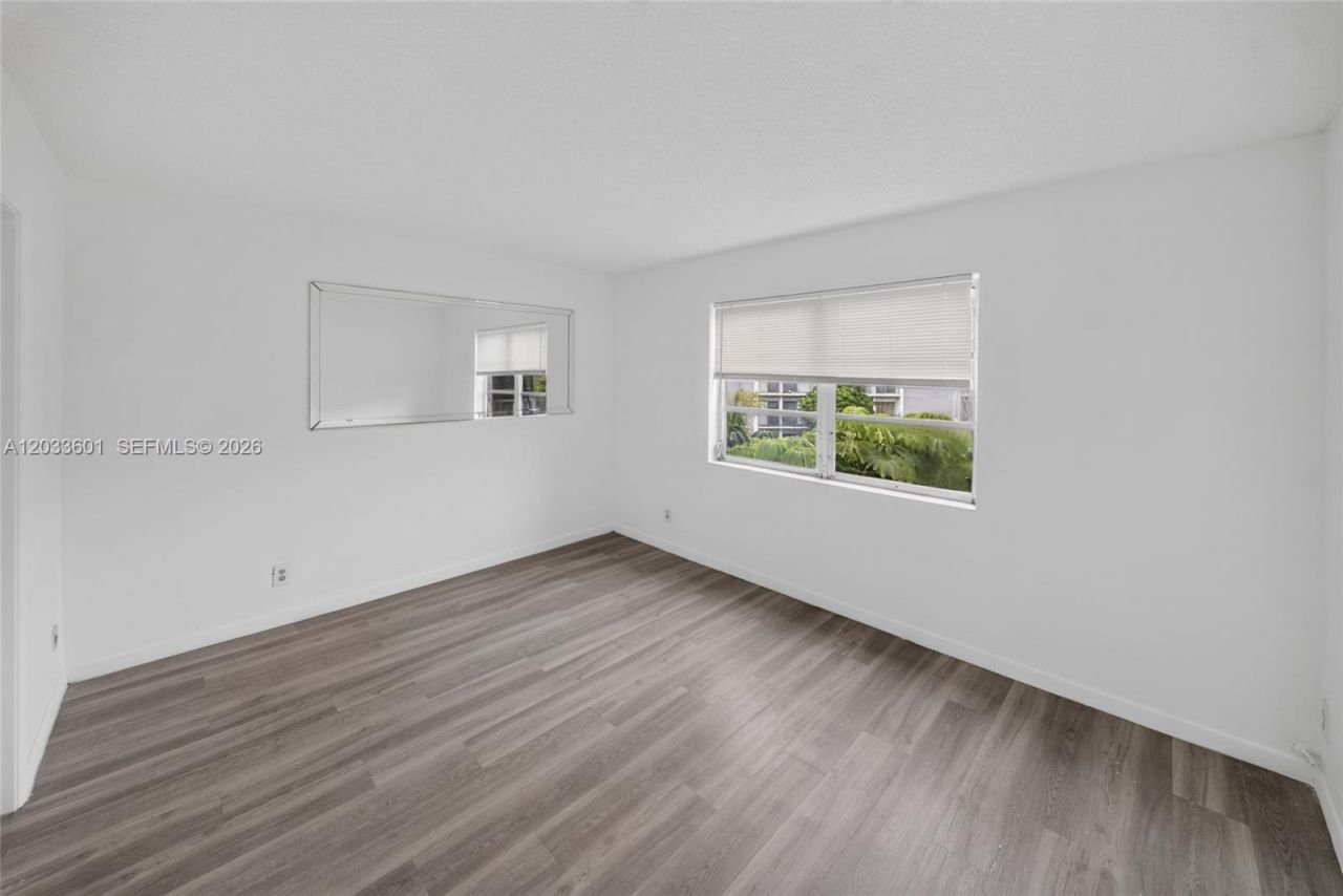 8750 N Sherman Cir, Unit 305, Miramar, FL 33025 Photo