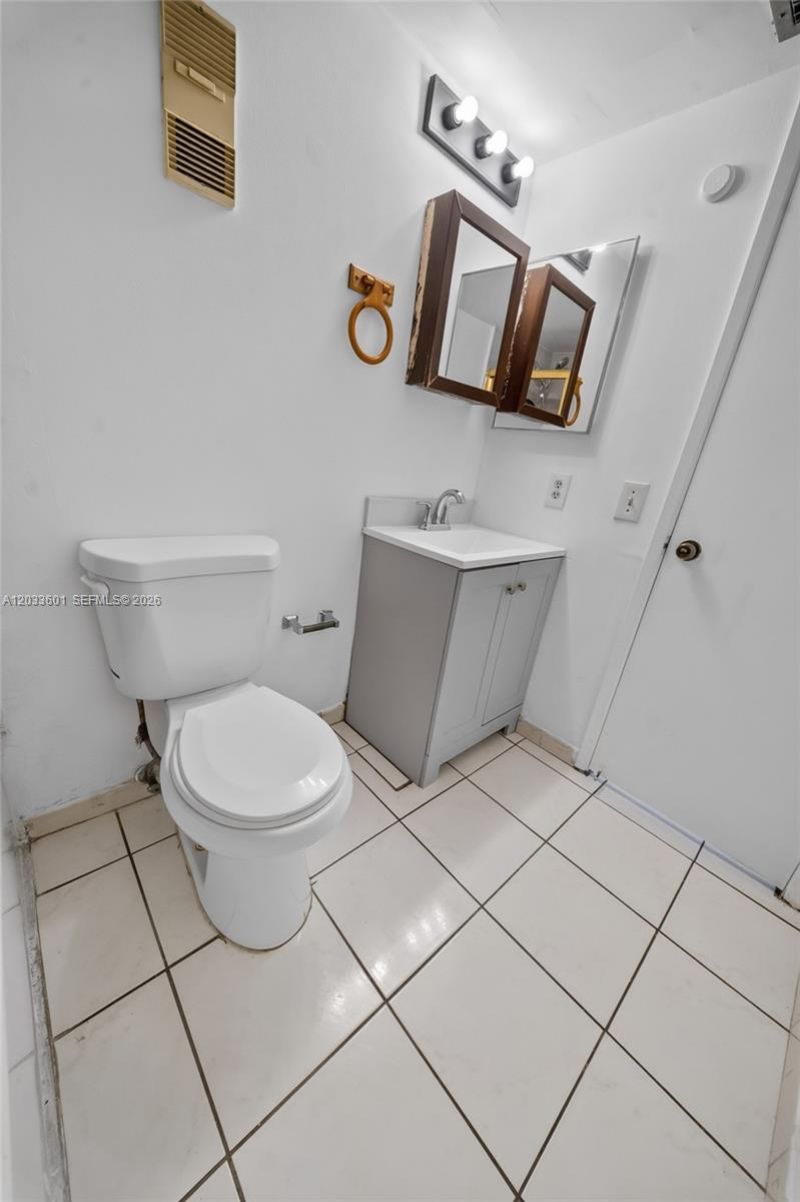 8750 N Sherman Cir, Unit 305, Miramar, FL 33025 Photo