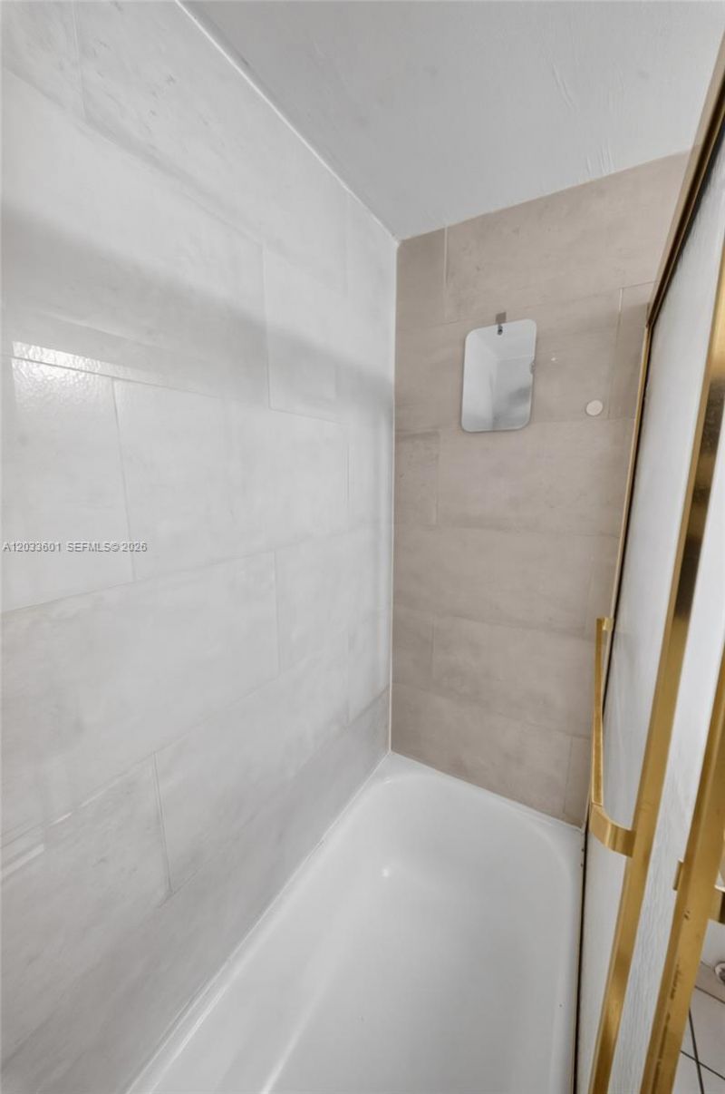 8750 N Sherman Cir, Unit 305, Miramar, FL 33025 Photo