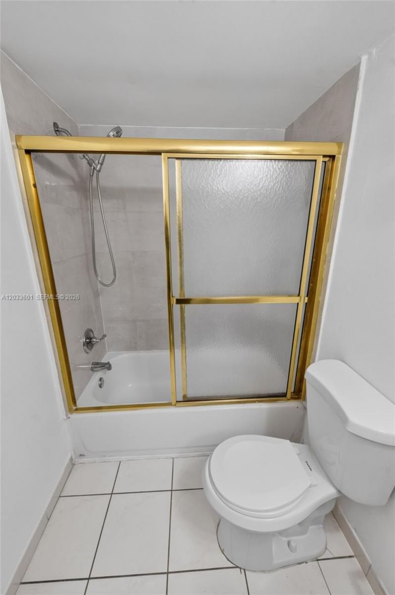 8750 N Sherman Cir, Unit 305, Miramar, FL 33025 Photo