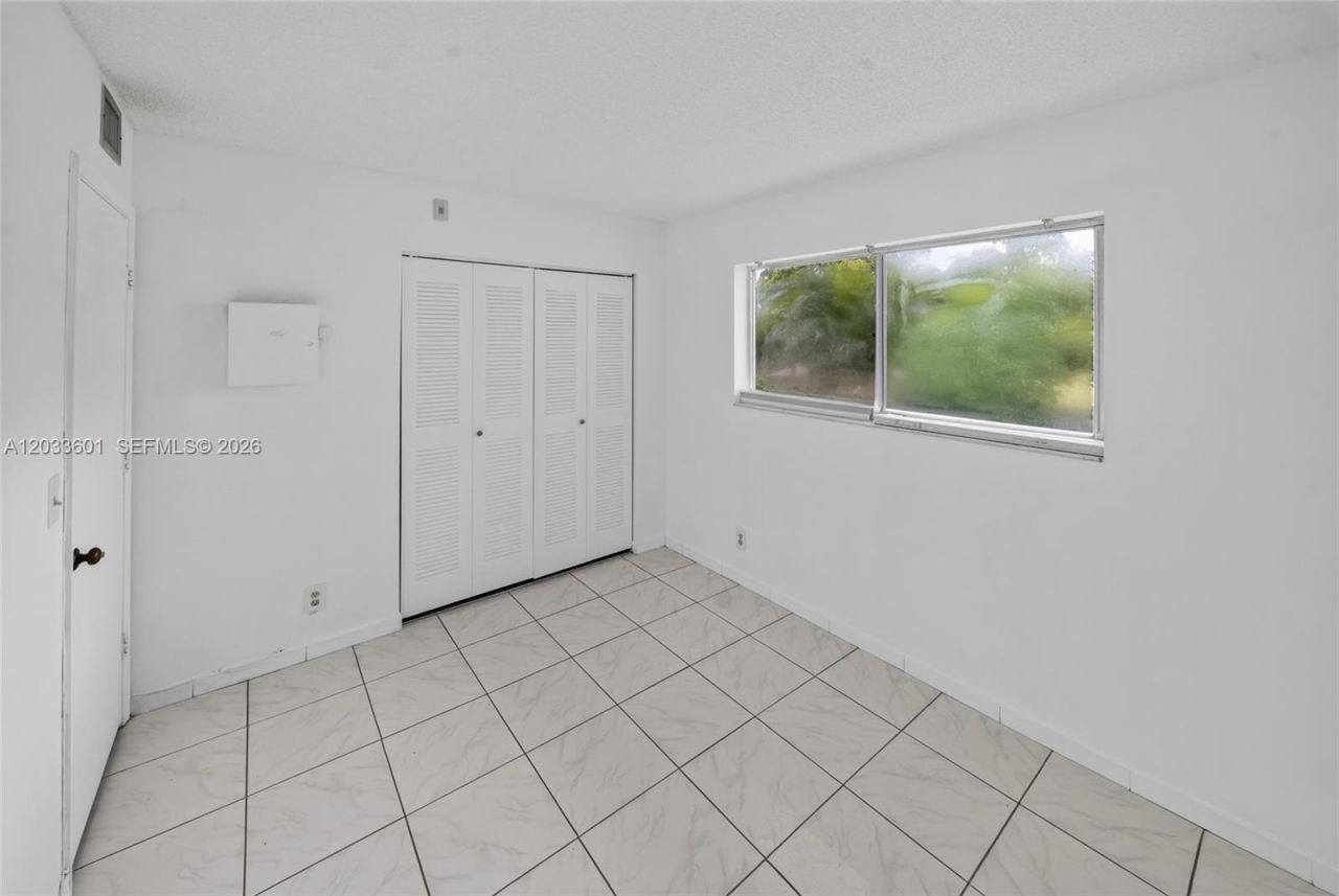8750 N Sherman Cir, Unit 305, Miramar, FL 33025 Photo