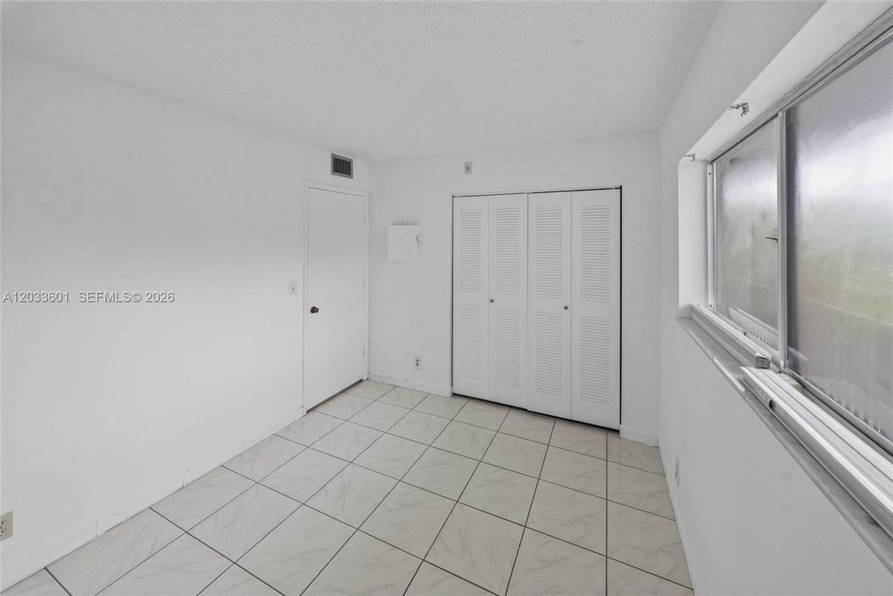 8750 N Sherman Cir, Unit 305, Miramar, FL 33025 Photo