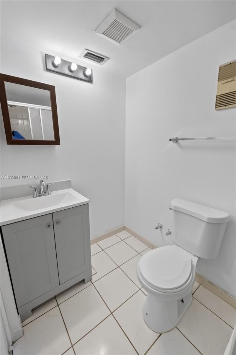 8750 N Sherman Cir, Unit 305, Miramar, FL 33025 Photo