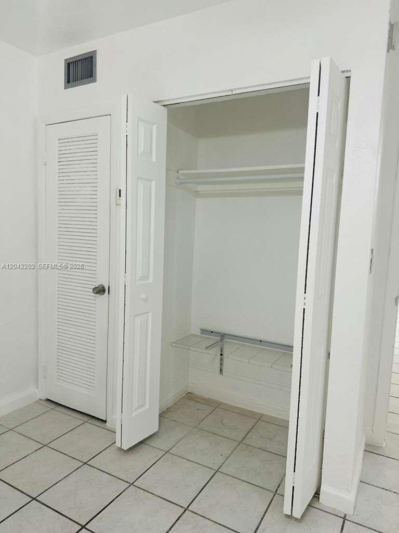 1230 W 54th St, Unit 202A, Hialeah, FL 33012 Photo