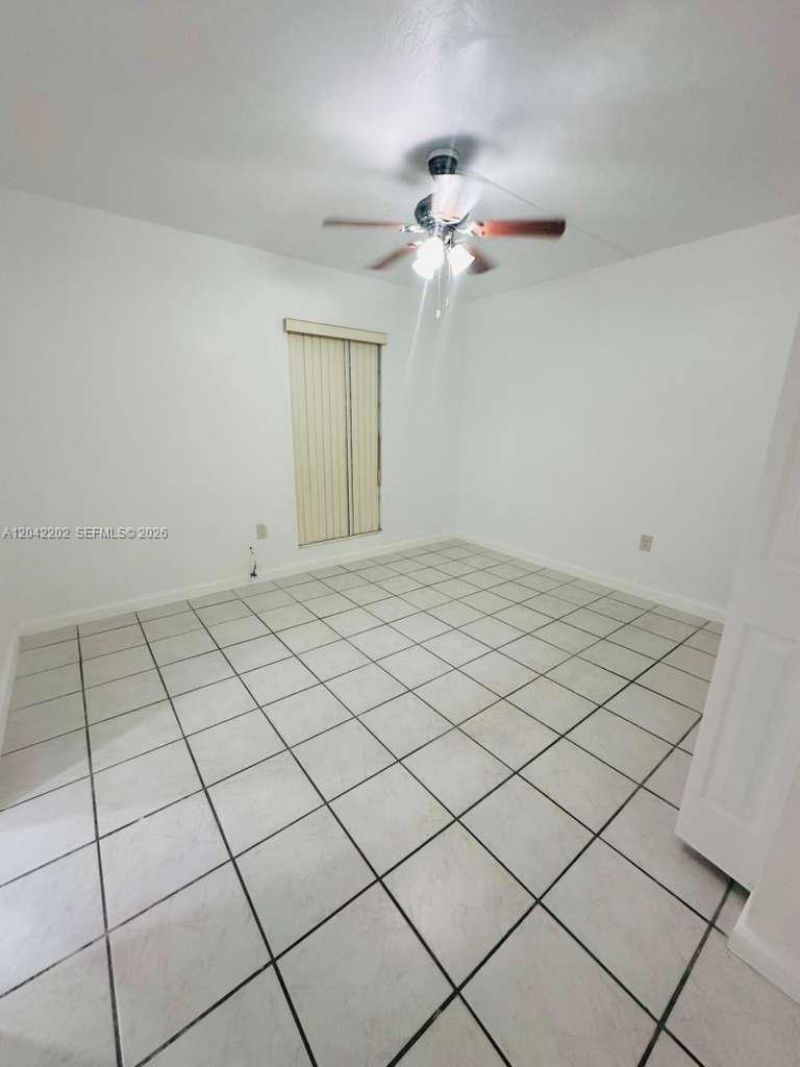 1230 W 54th St, Unit 202A, Hialeah, FL 33012 Photo
