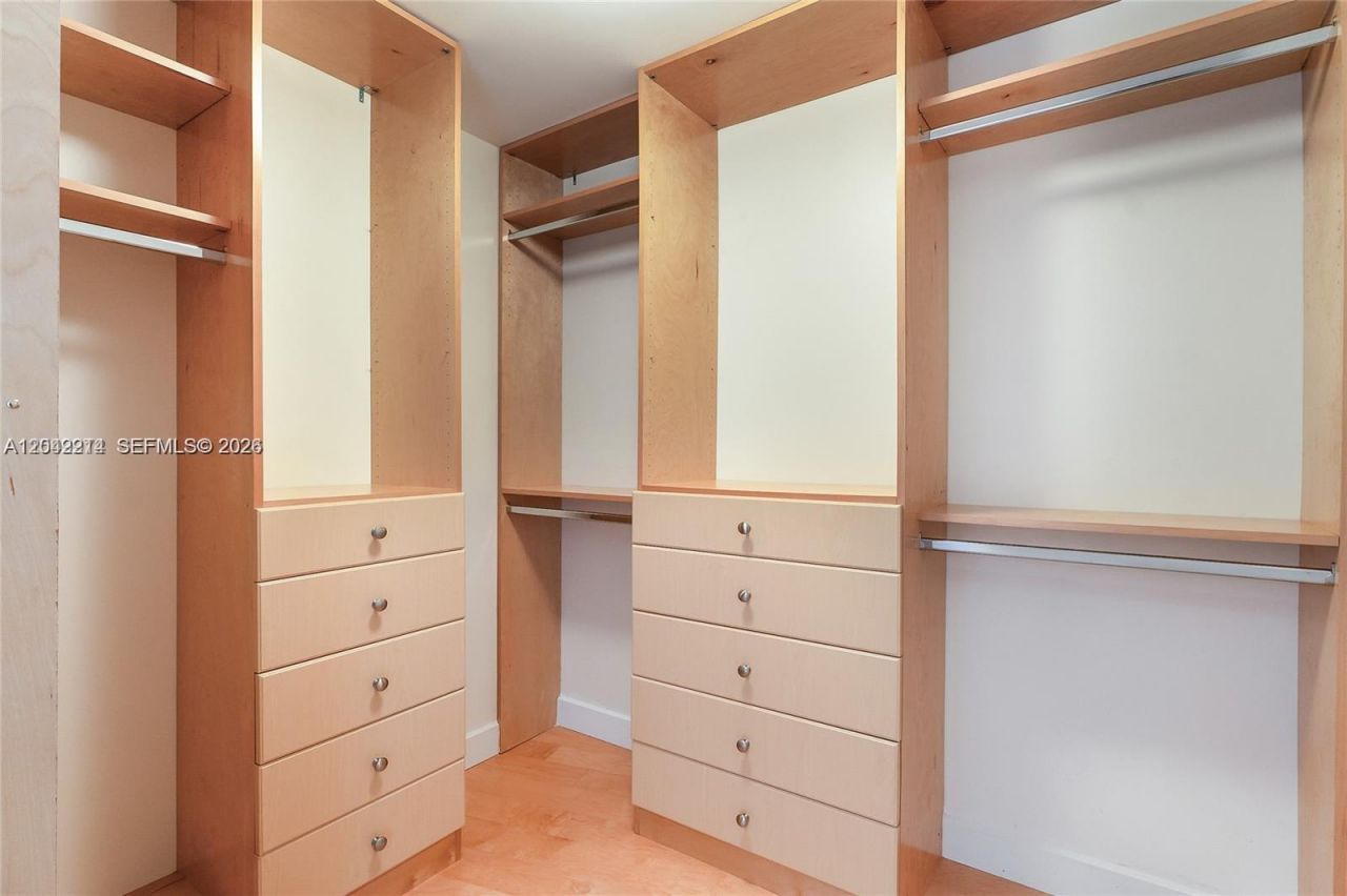 17201 Collins Ave+den, Unit 803, Sunny Isles Beach, FL 33160 Photo