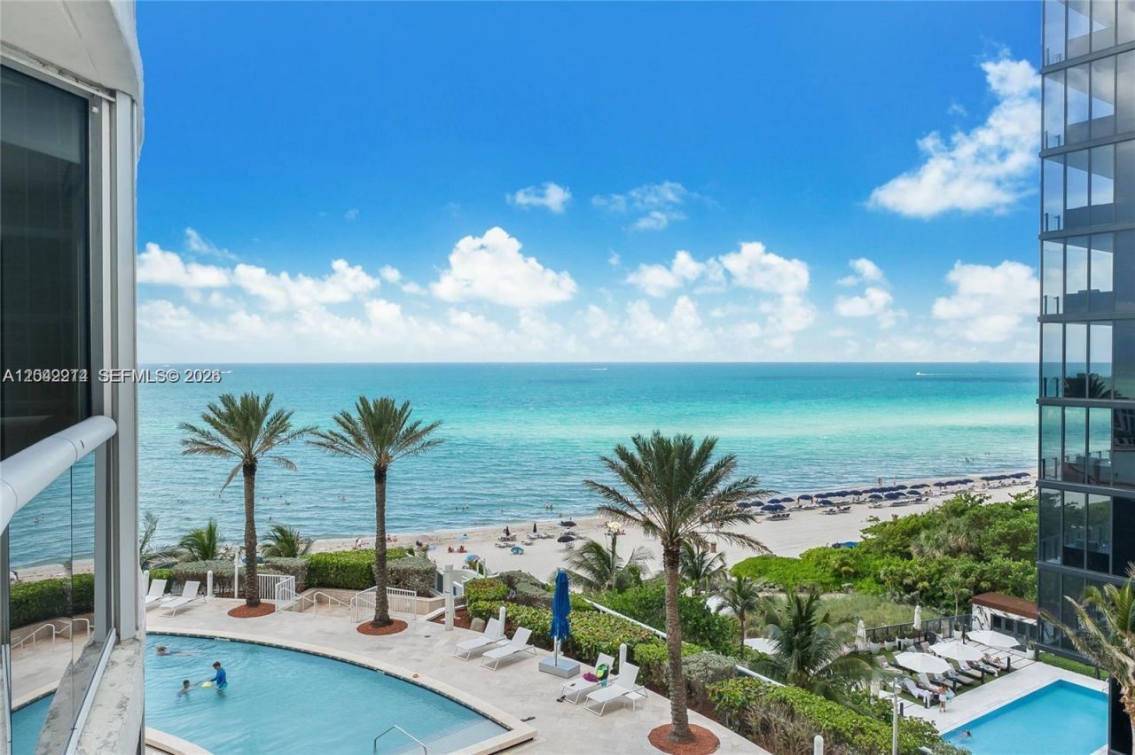 17201 Collins Ave+den, Unit 803, Sunny Isles Beach, FL 33160 Photo