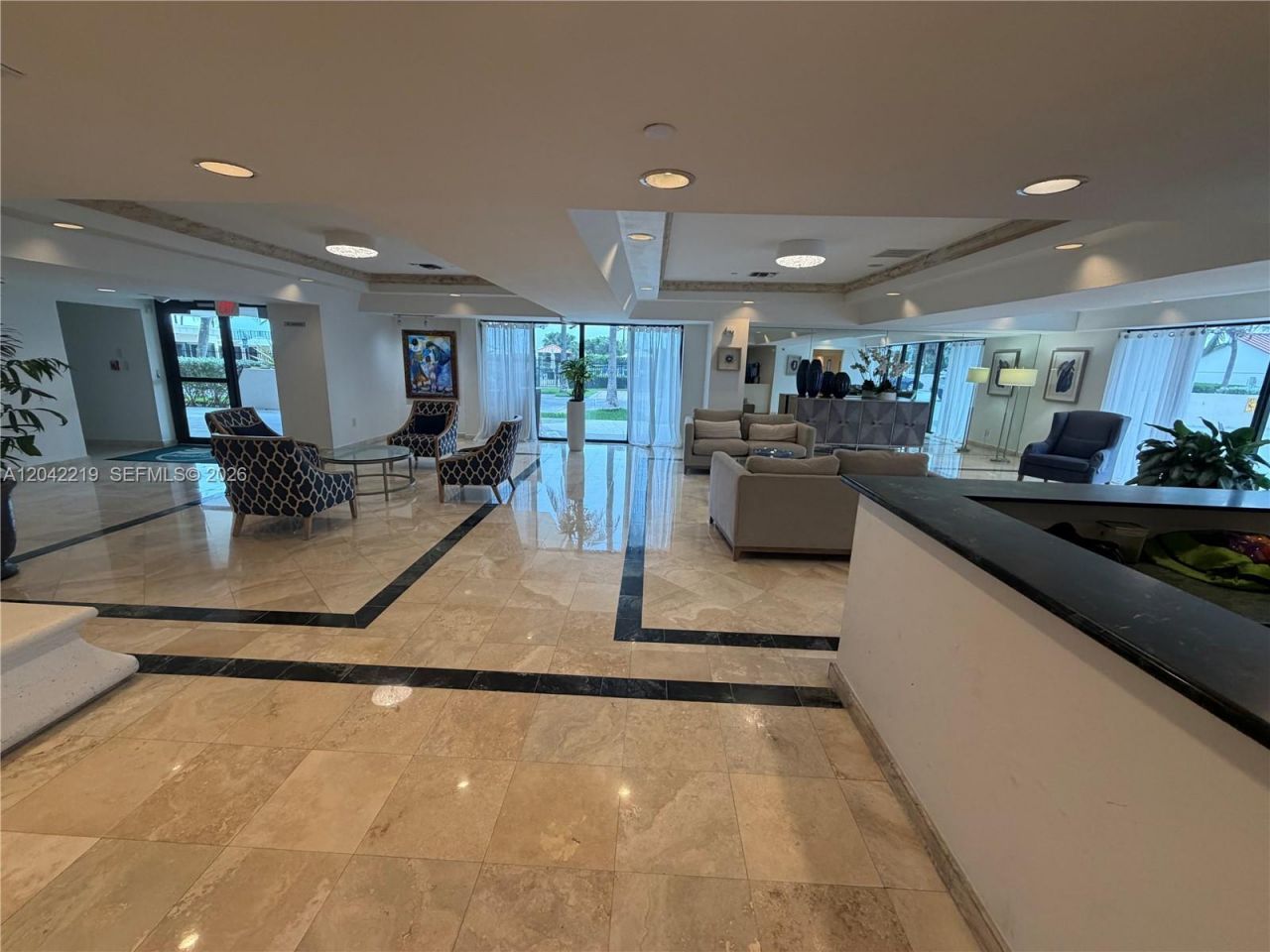 2625 Collins Ave , Unit 420, Miami Beach, FL 33140 Photo