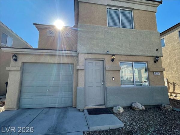 5275 Emelita Street , Las Vegas, NV 89122
