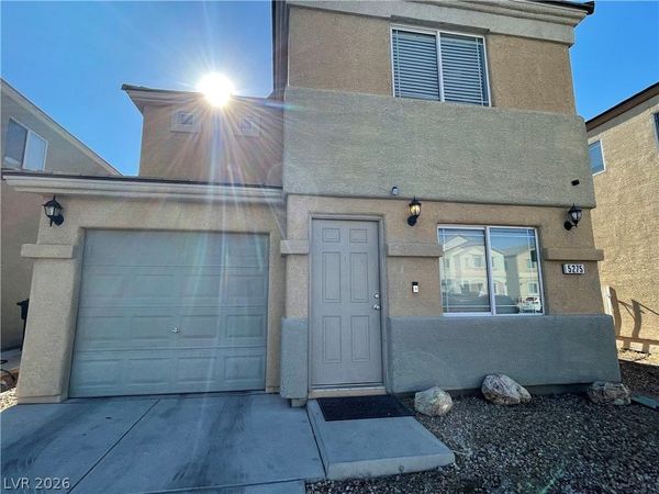 5275 Emelita Street , Las Vegas, NV 89122