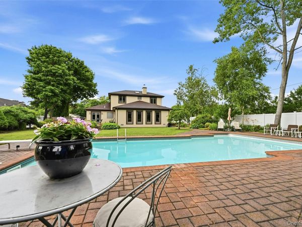 447 Sayville Boulevard , Sayville, NY 11782