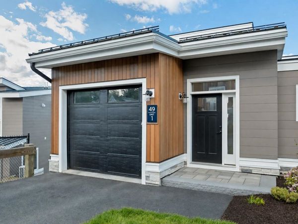 49 Vantage Point Drive, Unit 1, Laconia, NH 03246