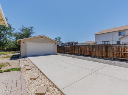 1319 Winnies Lane, Fernley, NV 89408 Photo