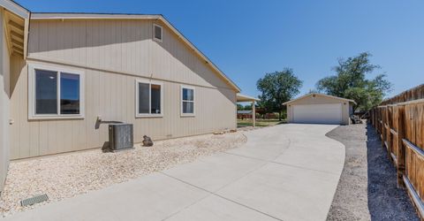 1319 Winnies Lane, Fernley, NV 89408 Photo