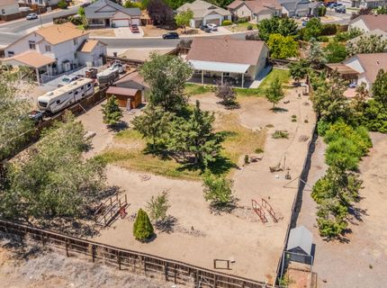 1319 Winnies Lane, Fernley, NV 89408 Photo