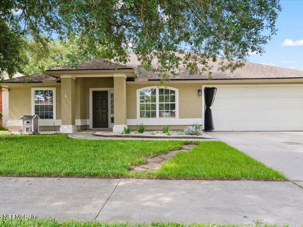 9454 STAPLEHURST Drive, Jacksonville, FL 32244