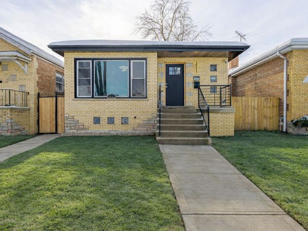 3053 W 77th Street , Chicago, IL 60652