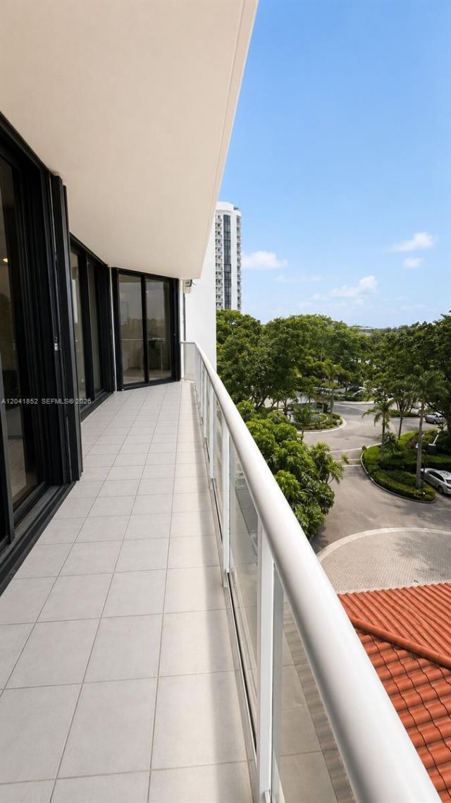 3640 Yacht Club Dr , Unit 502, Aventura, FL 33180 Photo