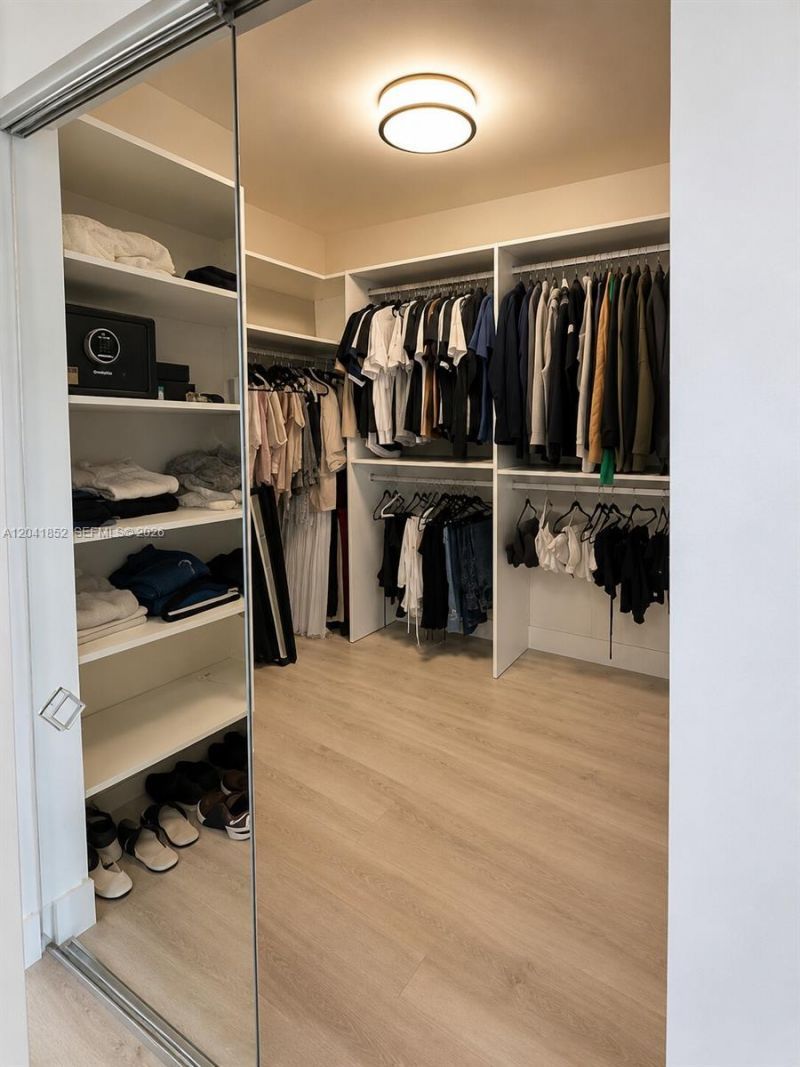 3640 Yacht Club Dr , Unit 502, Aventura, FL 33180 Photo