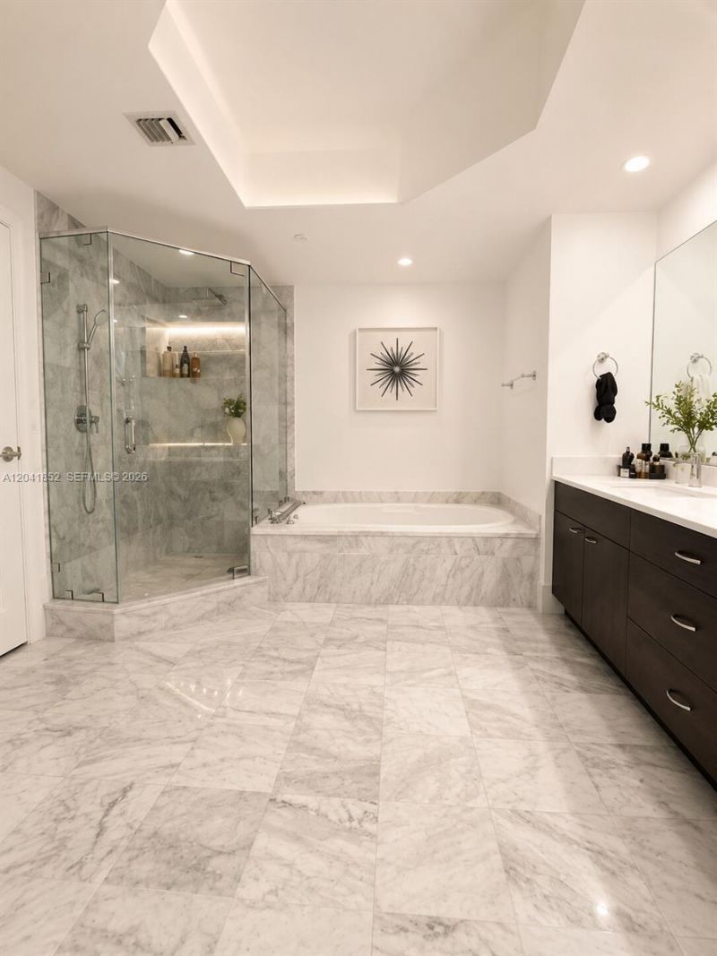 3640 Yacht Club Dr , Unit 502, Aventura, FL 33180 Photo