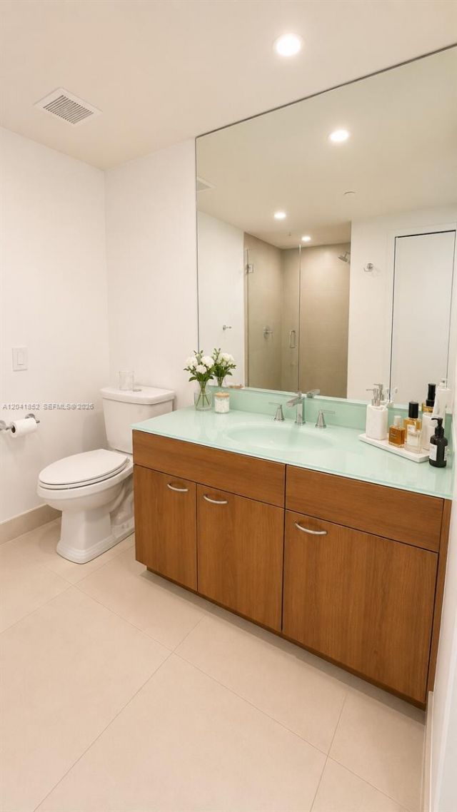 3640 Yacht Club Dr , Unit 502, Aventura, FL 33180 Photo