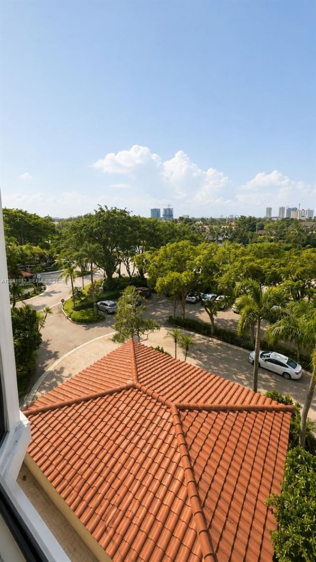 3640 Yacht Club Dr , Unit 502, Aventura, FL 33180 Photo