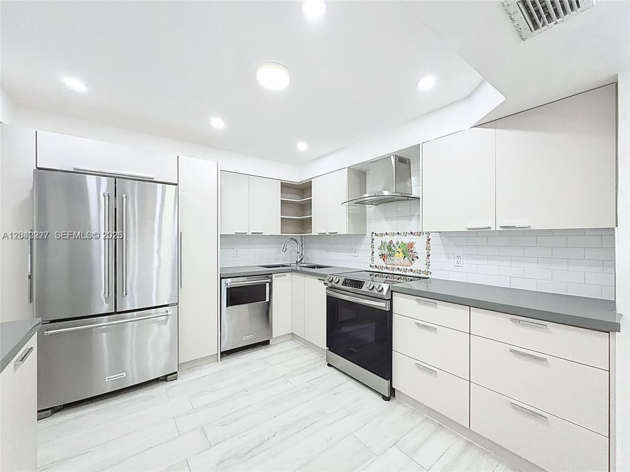250 174th St, Unit 1211, Sunny Isles Beach, FL 33160 Photo