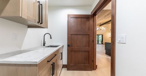 11083 China Camp Road, Truckee, CA 96161 Photo