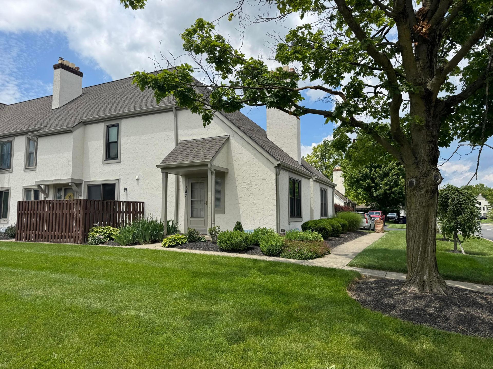 357 Saint Andrews Drive , Dublin, OH 43017 Main Photo