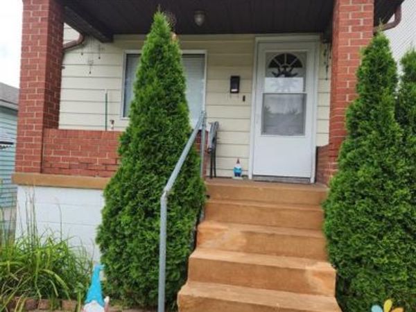 776 Zeiss Avenue , St Louis, MO 63125