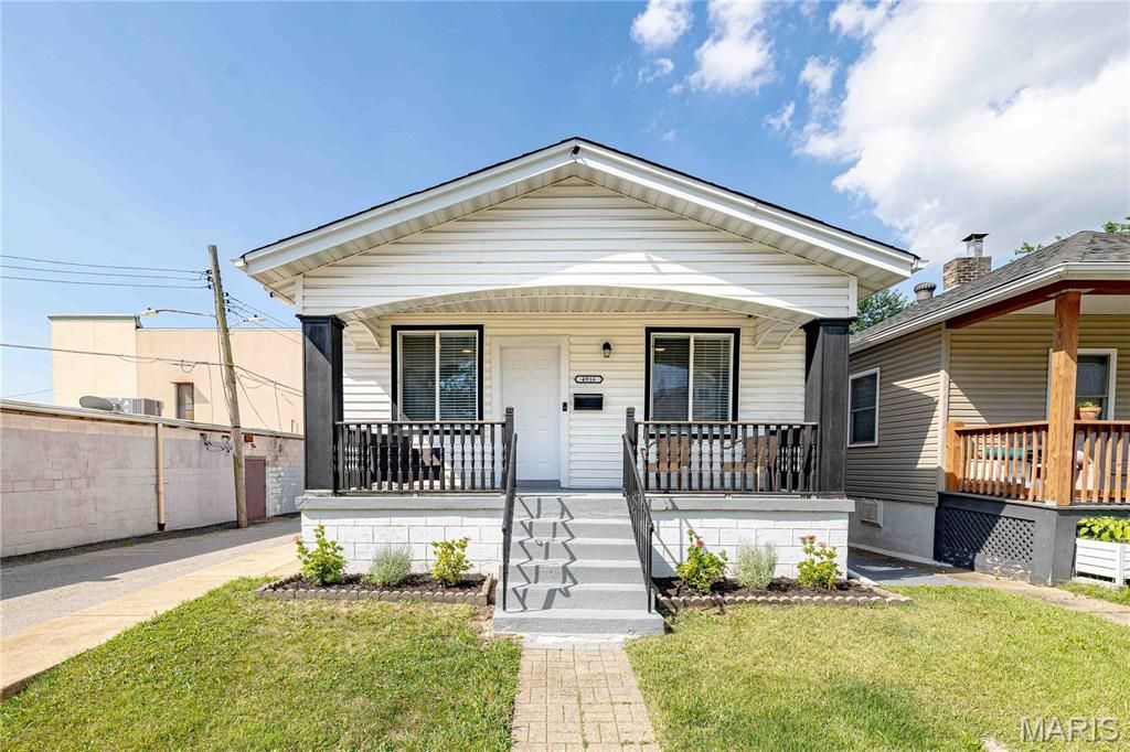 4916 Blow Street, Saint Louis, MO 63109 Main Photo