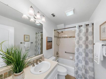 2031 Catalina Dr, Davis, CA 95616 Photo