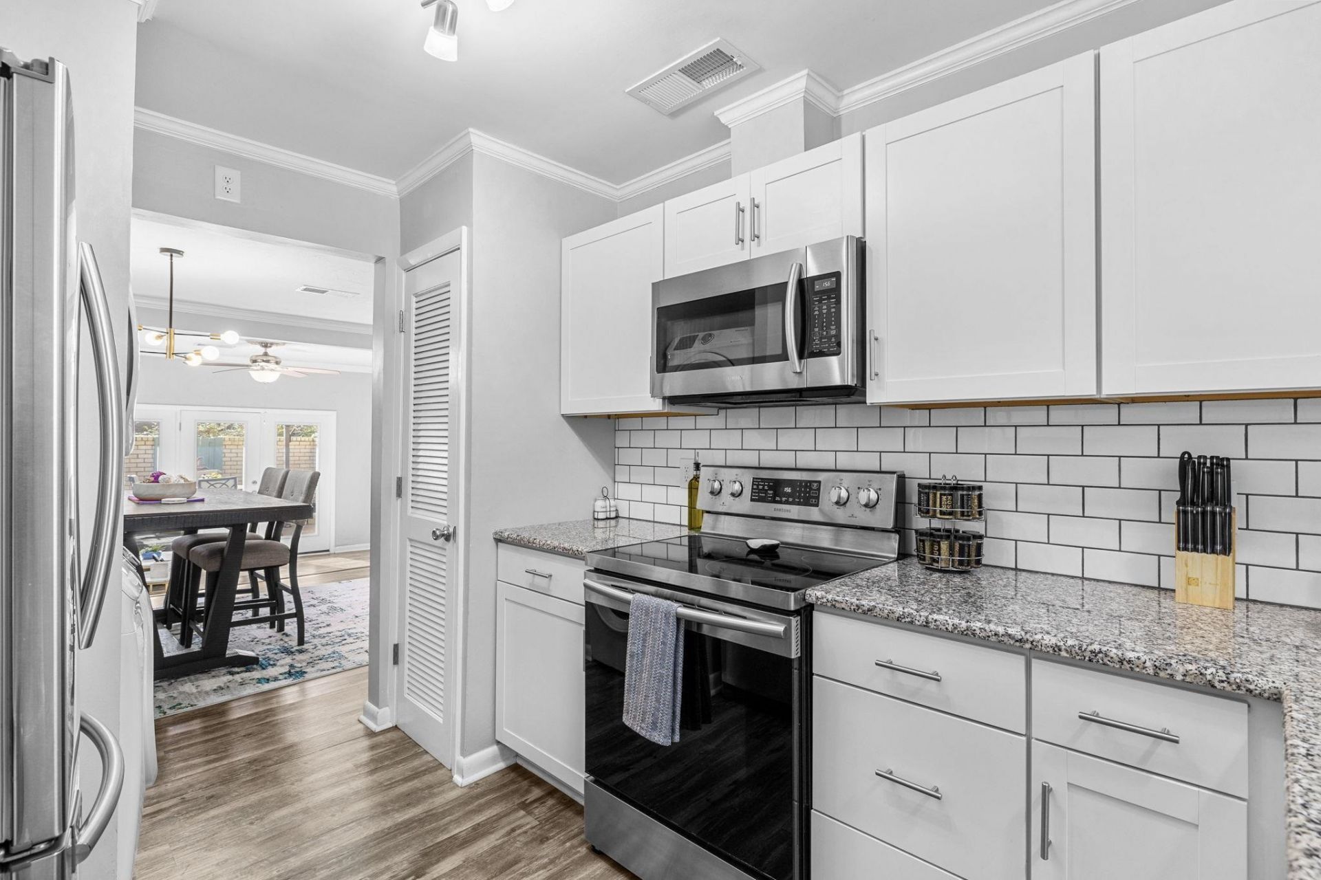 4701 N Kings Hwy.  Photo 19