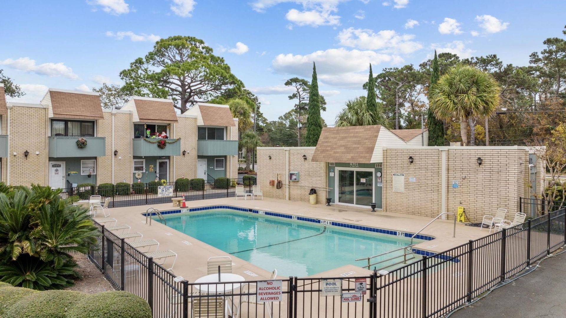 4701 N Kings Hwy.  Photo 53