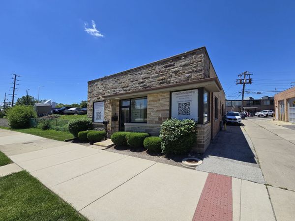 38 N Broadway Street , Des Plaines, IL 60016