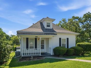 11413 N Main Street, Kansas City, MO 64155