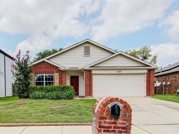 3240 BENT CREEK Drive , Denton, TX 76210