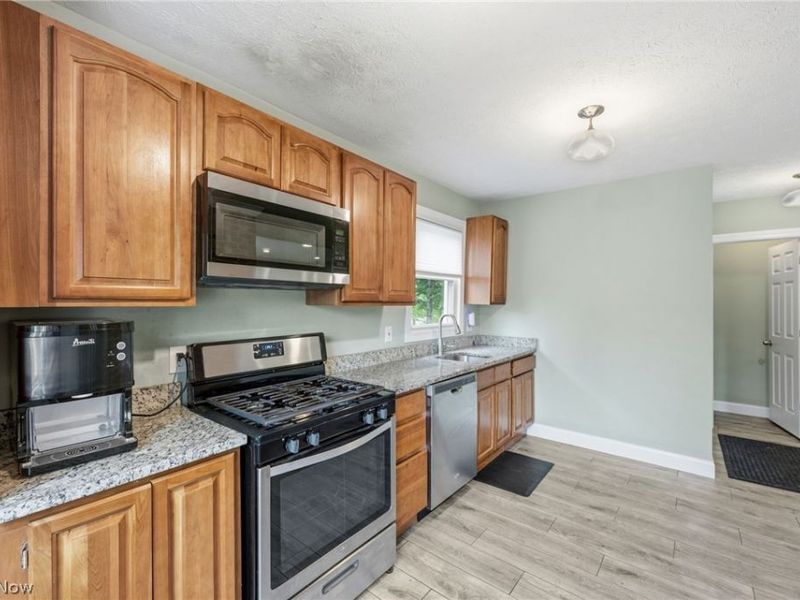 3478 Raymont Boulevard, University Heights, OH 44118 Photo 6