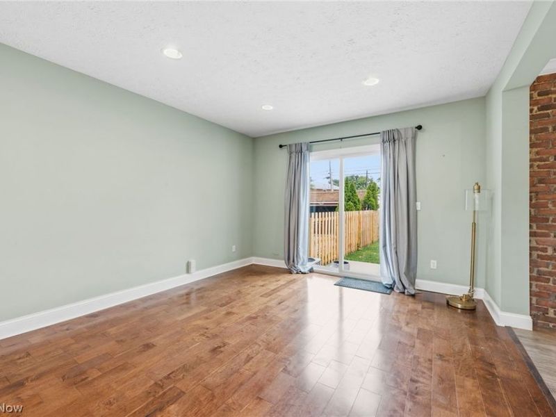 3478 Raymont Boulevard, University Heights, OH 44118 Photo 8