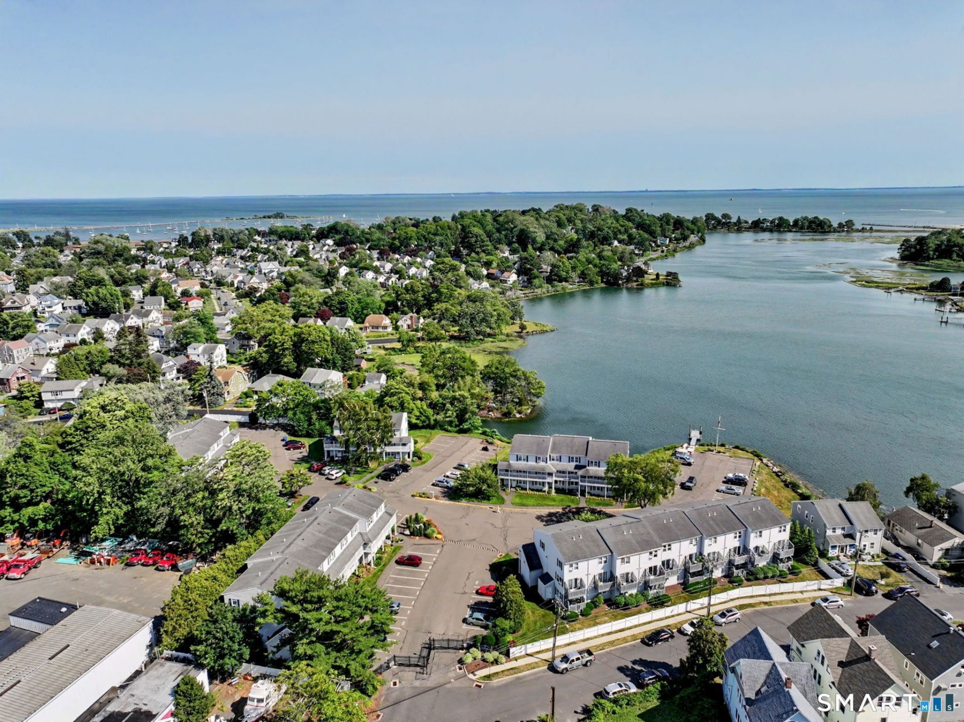 140 Beachview, Unit 266, Bridgeport, CT 06605 Main Photo