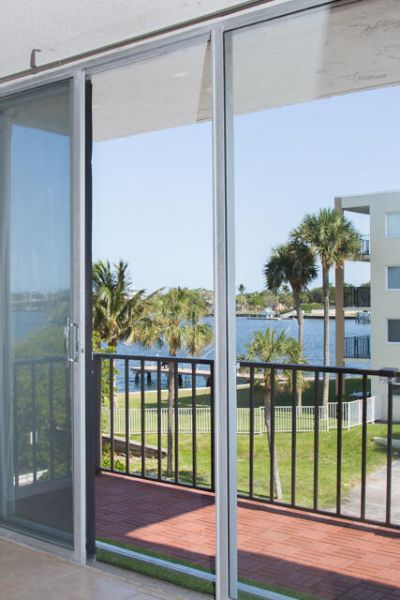 301 Croton Avenue, Unit 303, Lantana, FL 33462 Photo