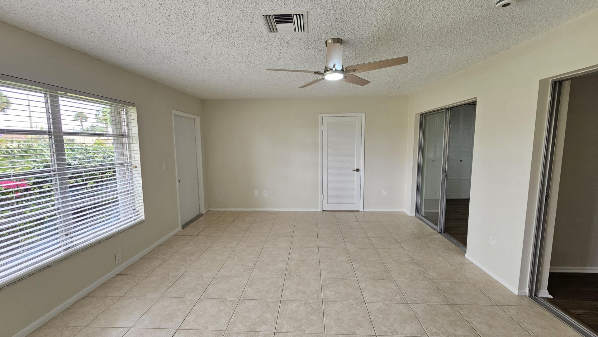 5775 Fernley Drive W, Unit 95, West Palm Beach, FL 33415 Photo