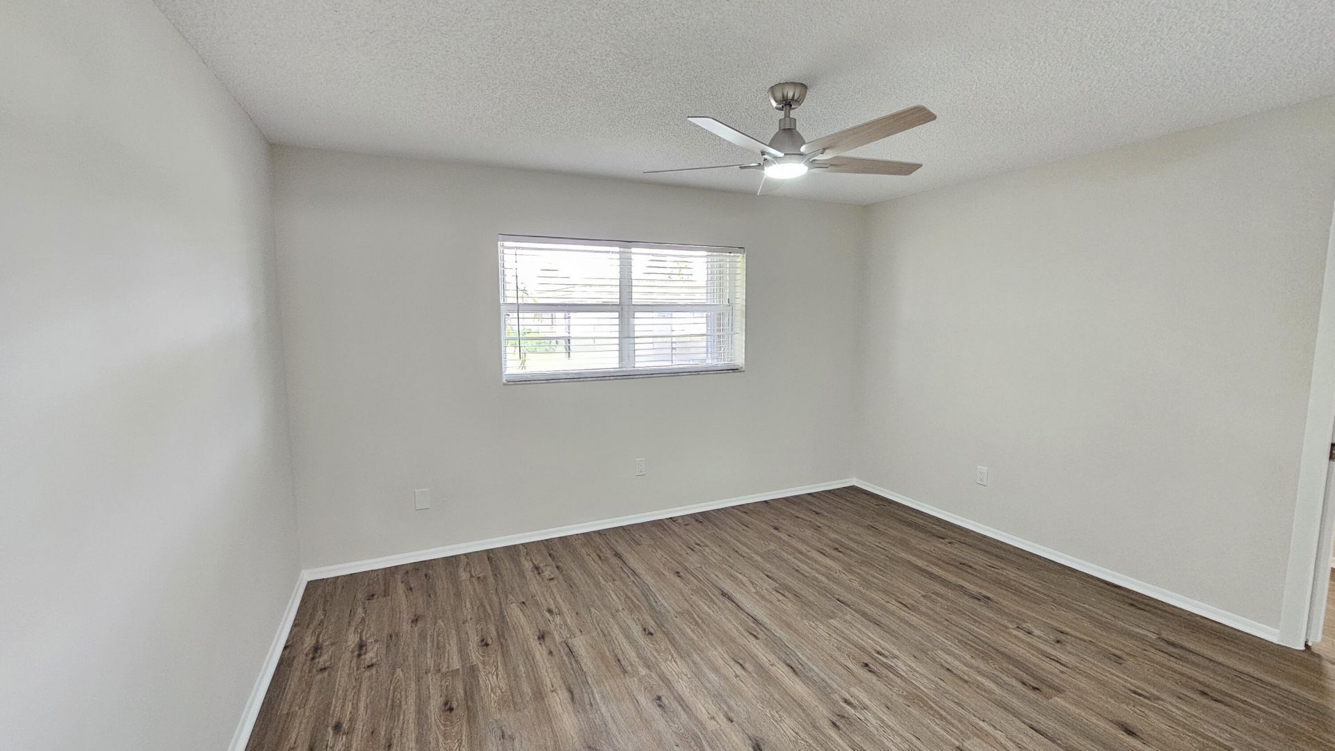 5775 Fernley Drive W, Unit 95, West Palm Beach, FL 33415 Photo