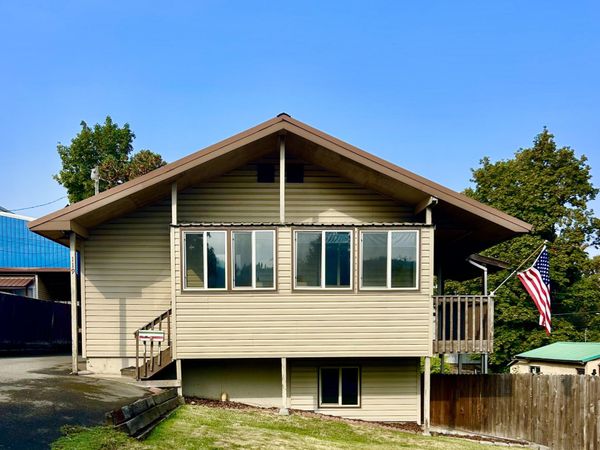 119 S 5th St, St. Maries, ID 83861